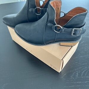 Black Matt Boots
